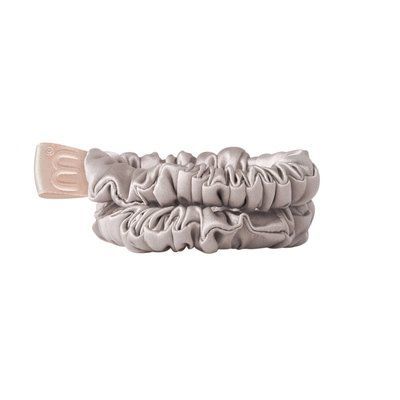 Набор из 2 тонких шелковых мини-резинок Mon Mou Silk Mini Slim Scrunchie Set тауп