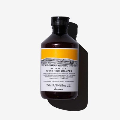 Питательный восстановительный шампунь для волос Davines NT Nourishing Shampoo 250 ml